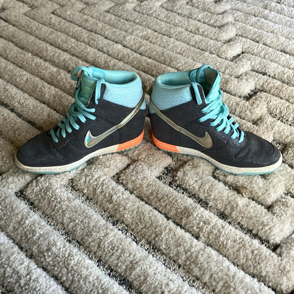 Nike snakeskin sparkle sneakers / tennis shoes with wedge / heel lift
